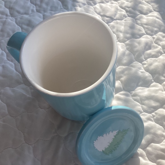 DAVID’S TEA LARGE CERAMIC MUG WITH LID, RETIRED PATTERN - Picture 3 of 8